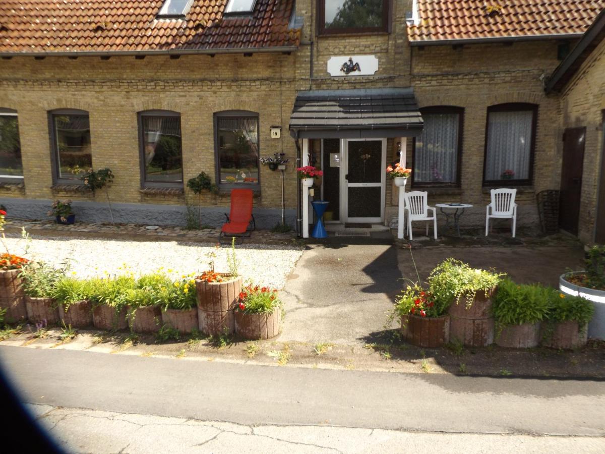 Gastehaus Hahnenkrug Hotel Lottorf Exterior foto